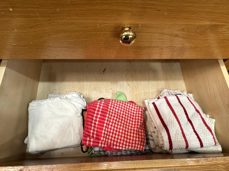 Sale Photo Thumbnail #97