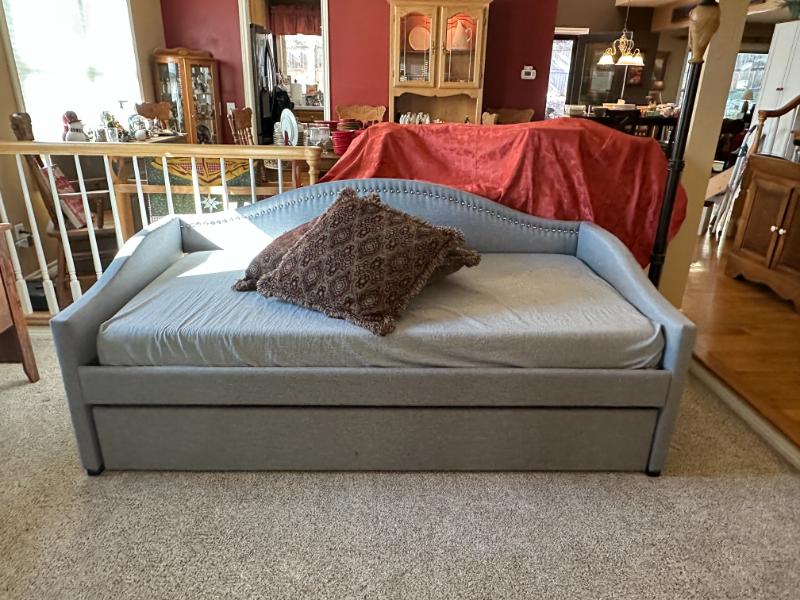 Sale Photo Thumbnail #2