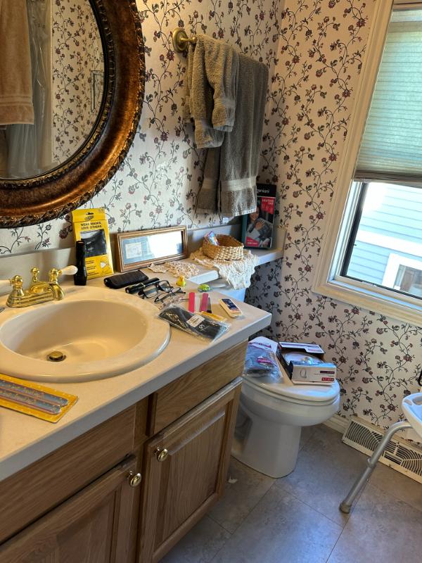 Sale Photo Thumbnail #357