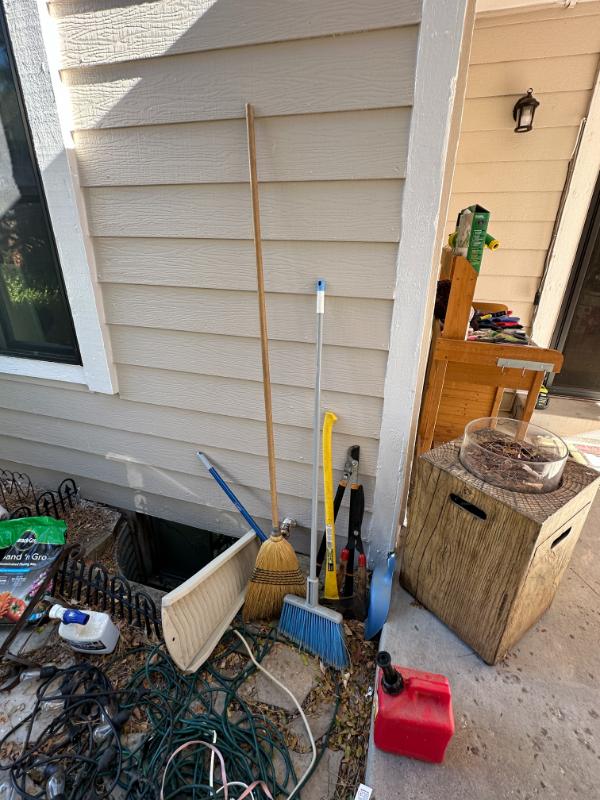 Sale Photo Thumbnail #250