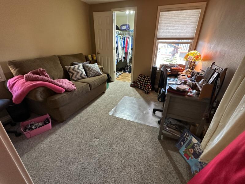 Sale Photo Thumbnail #363