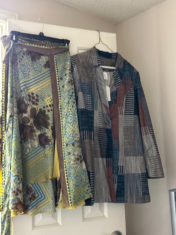 Sale Photo Thumbnail #408