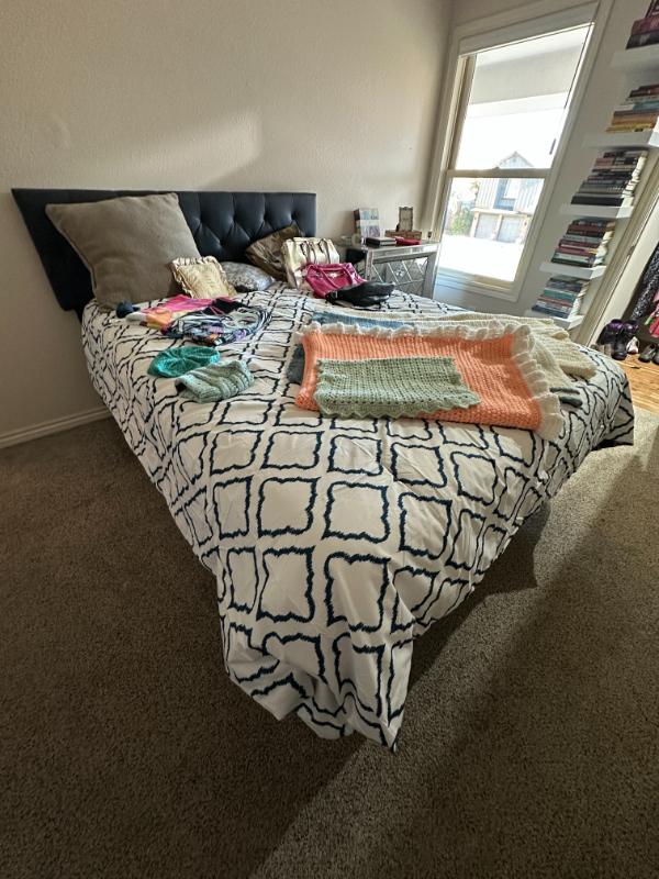 Sale Photo Thumbnail #390