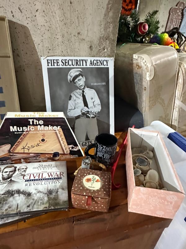 Sale Photo Thumbnail #198