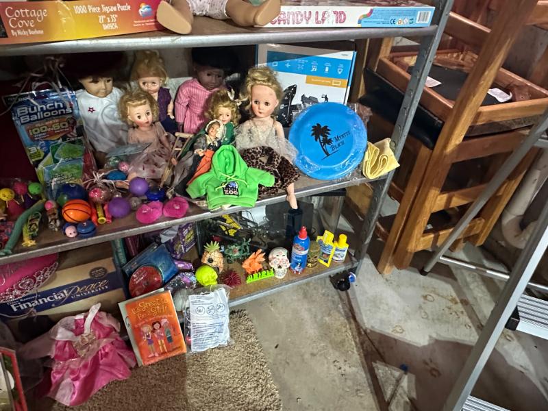 Sale Photo Thumbnail #183