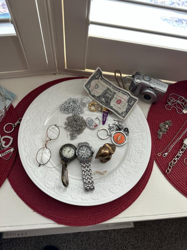 Sale Photo Thumbnail #87