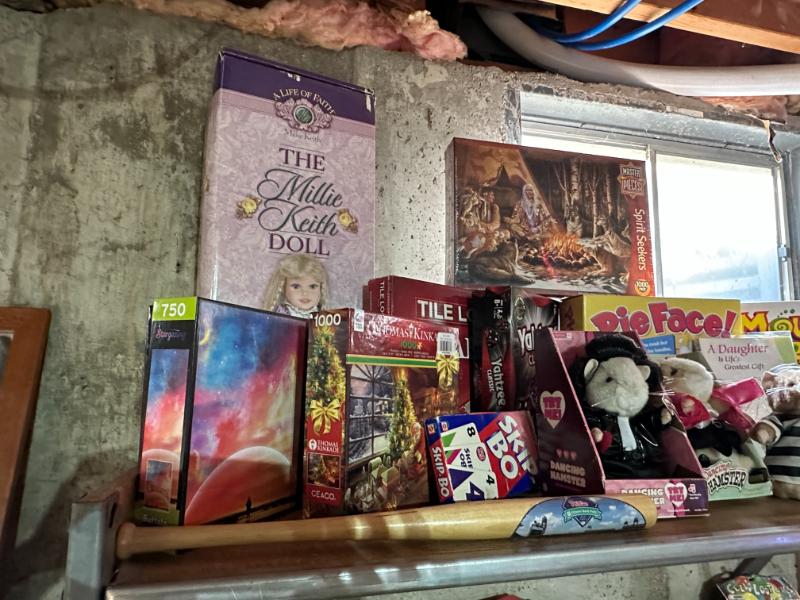 Sale Photo Thumbnail #178