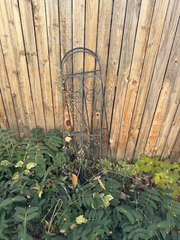 Sale Photo Thumbnail #242