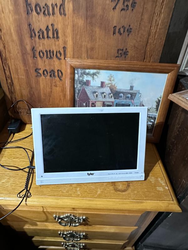 Sale Photo Thumbnail #193