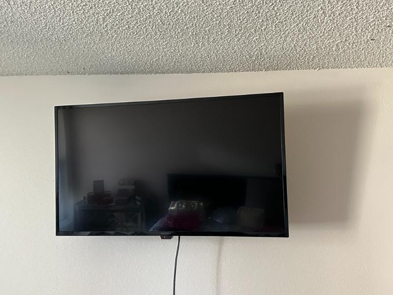 Sale Photo Thumbnail #389