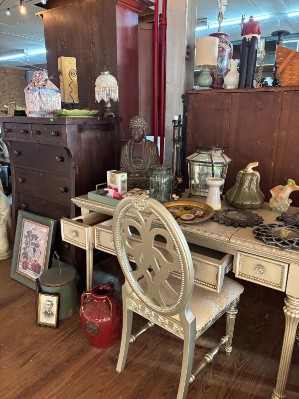 Sale Photo Thumbnail #84