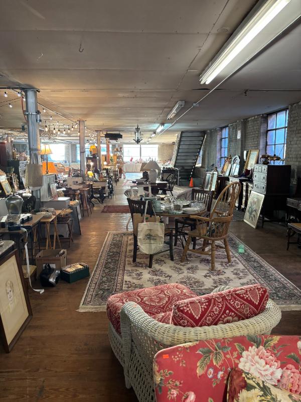 Sale Photo Thumbnail #115