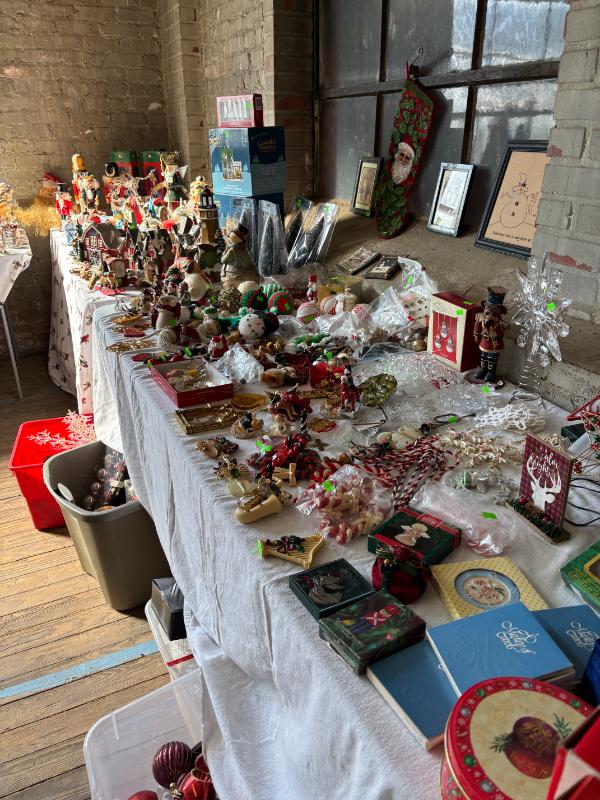 Sale Photo Thumbnail #40