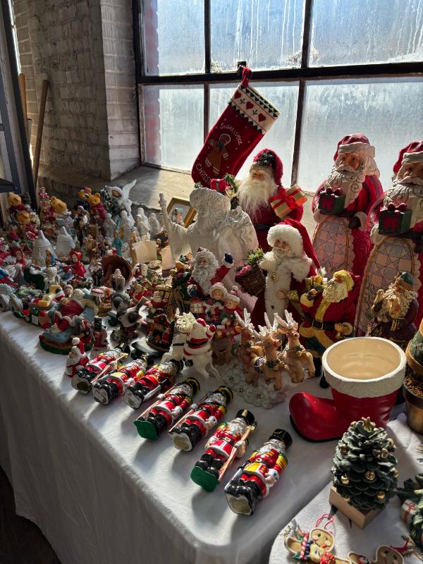 Sale Photo Thumbnail #43