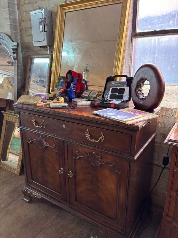 Sale Photo Thumbnail #33