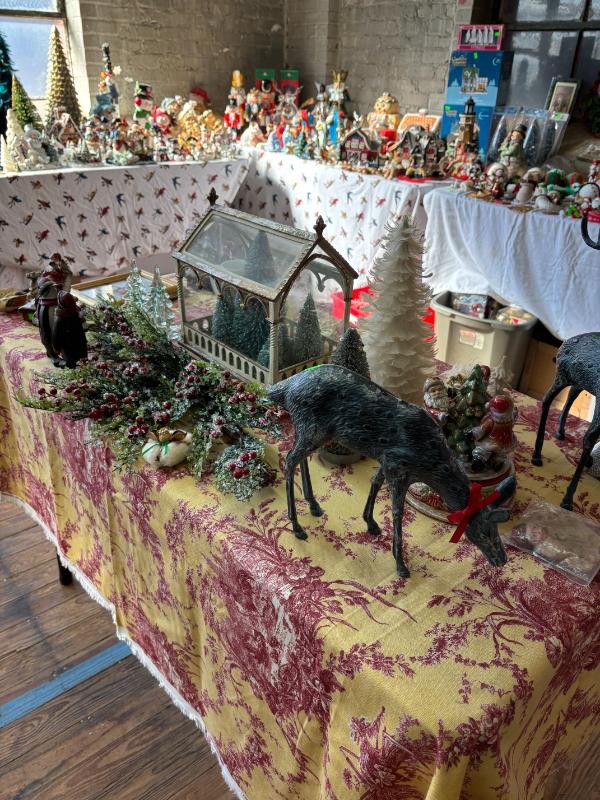 Sale Photo Thumbnail #46