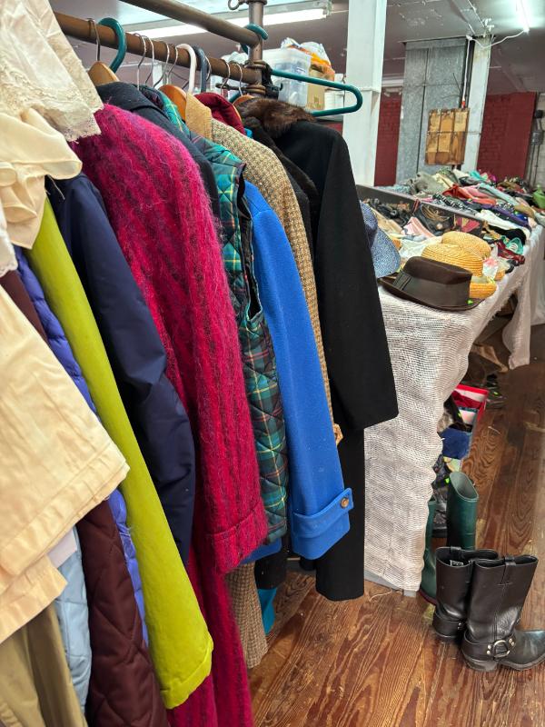 Sale Photo Thumbnail #23