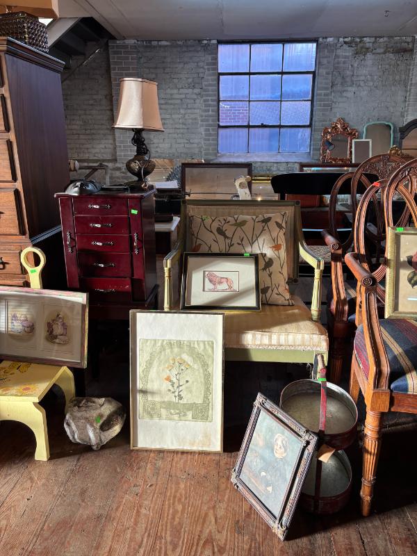 Sale Photo Thumbnail #75