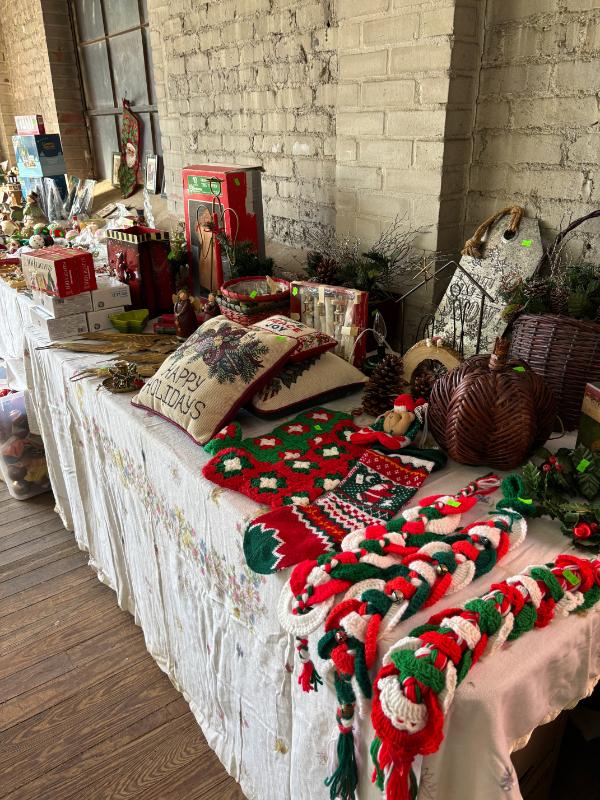 Sale Photo Thumbnail #39