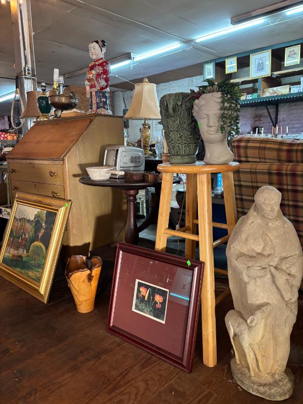 Sale Photo Thumbnail #86