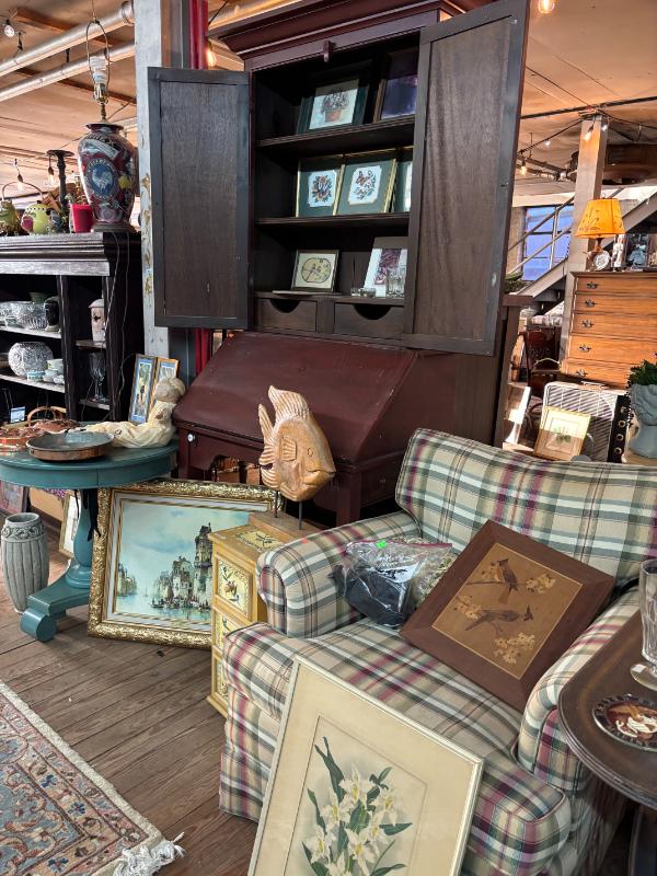 Sale Photo Thumbnail #104