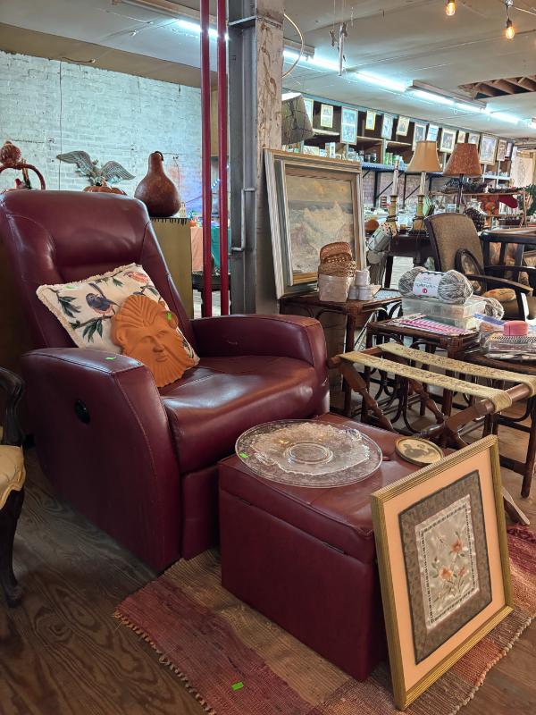 Sale Photo Thumbnail #92