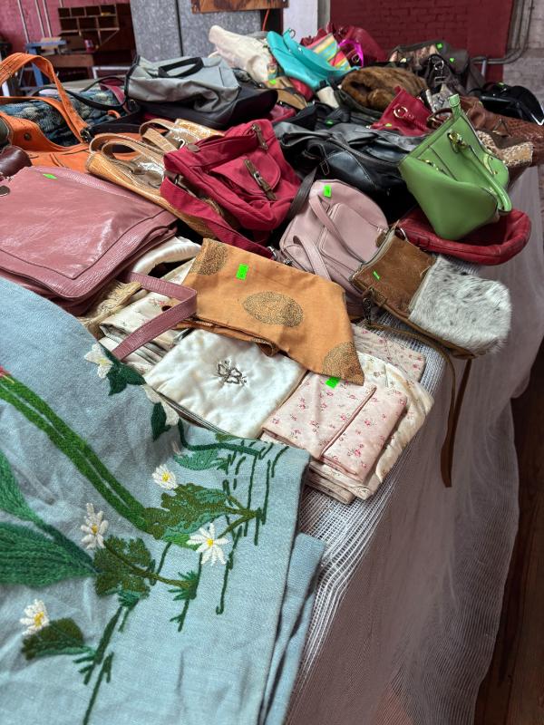 Sale Photo Thumbnail #21