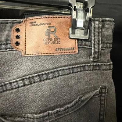 Dw163 men s mystery lot 2 men’s pants 29 30 31