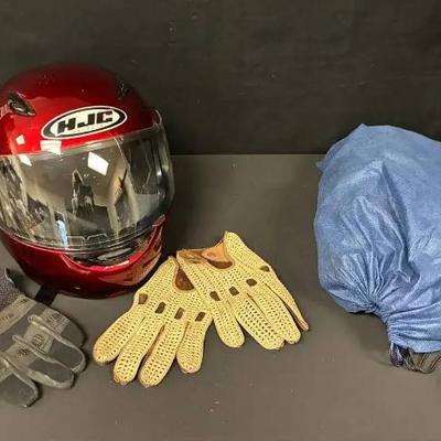 Dw136 motorcycle helmet and gloves
