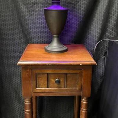 Dw142 side table lamp