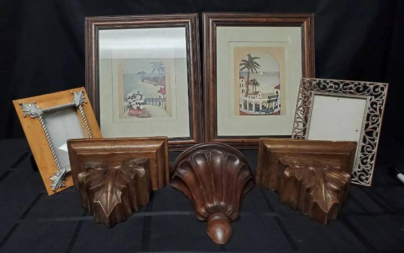 Dw128 artwork wall sconces and picture frames
