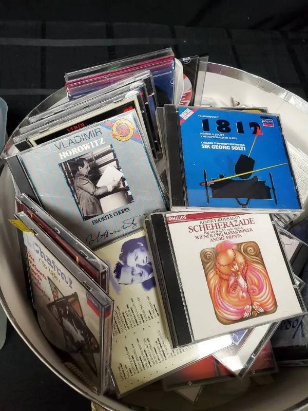 Dw126 music cd mystery lot