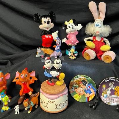 Vintage Disney Figurines•Mickey And Minnie Music Box 