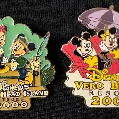 Disney 2000 Resort Pin Set  Hilton Head Island & Vero Beach
