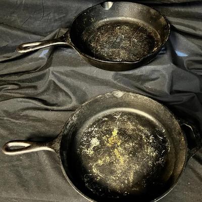 (2) Lodge Cast Iron Skillets – 9" & 10"
