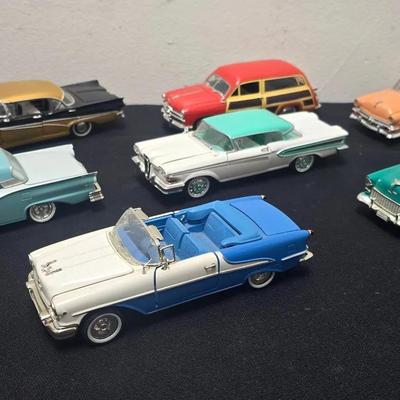 ARKO Collectible Ford & Chevy Metal Cars, Oldsmobile Under Licence Convertible 