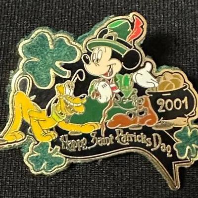 Disney St. Patricks Day 2001 Pin  Limited Edition of 5000