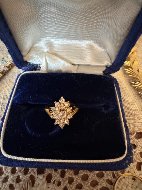 Sale Photo Thumbnail #59