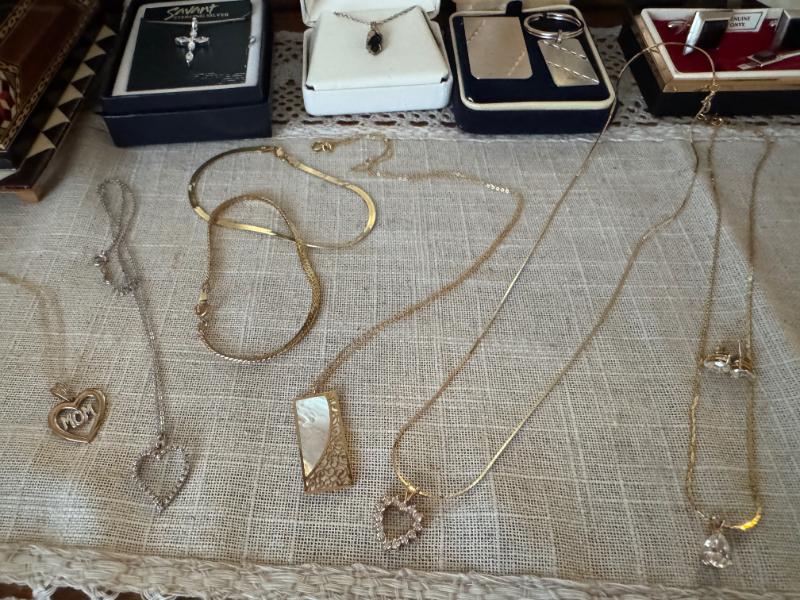 Sale Photo Thumbnail #56