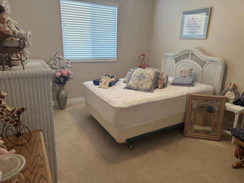 Sale Photo Thumbnail #45