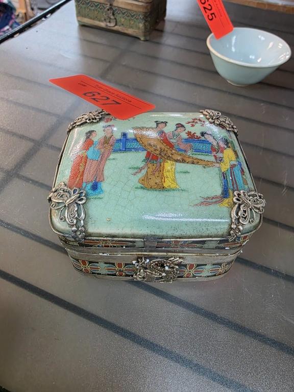 Sale Photo Thumbnail #176