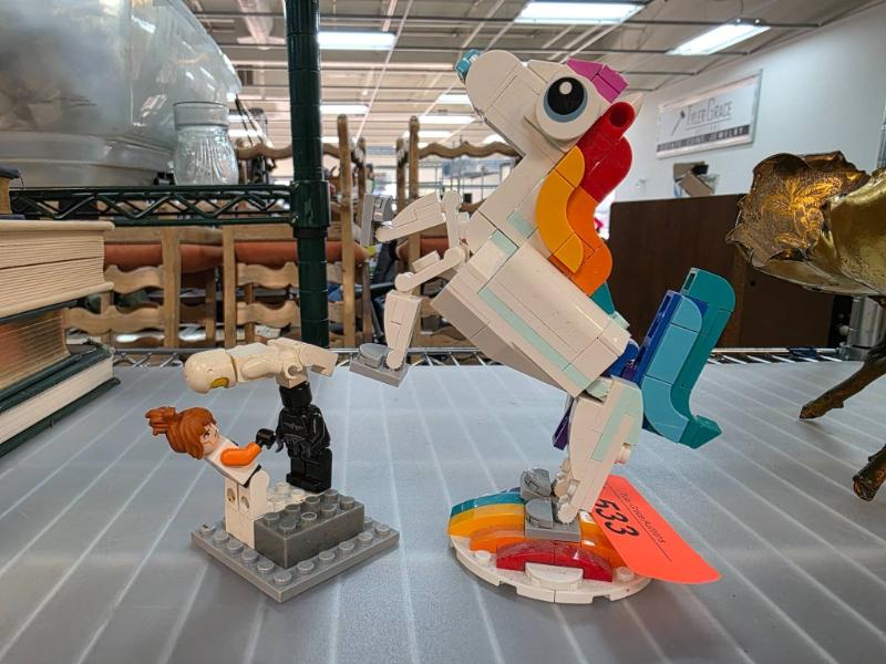 Sale Photo Thumbnail #64