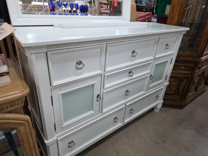 Sale Photo Thumbnail #188