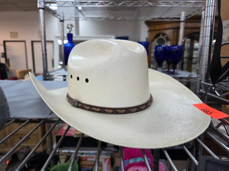 Sale Photo Thumbnail #231