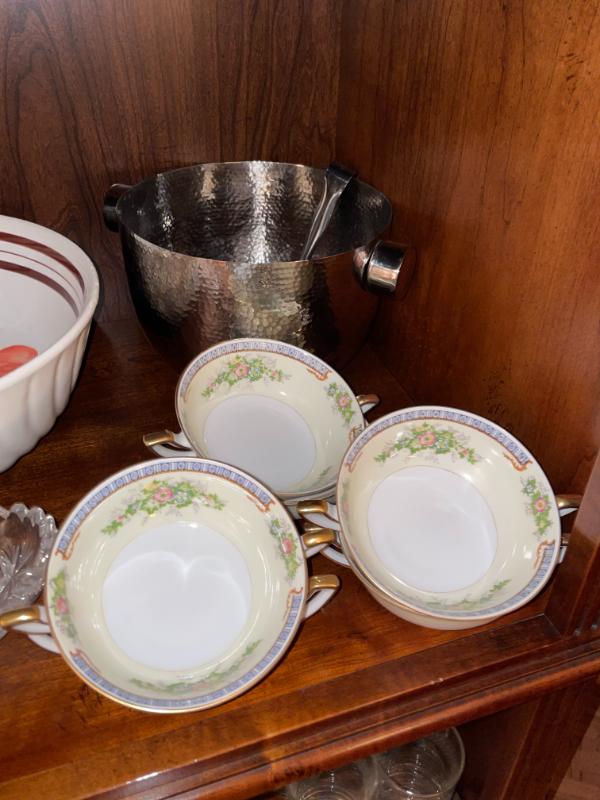 Sale Photo Thumbnail #262