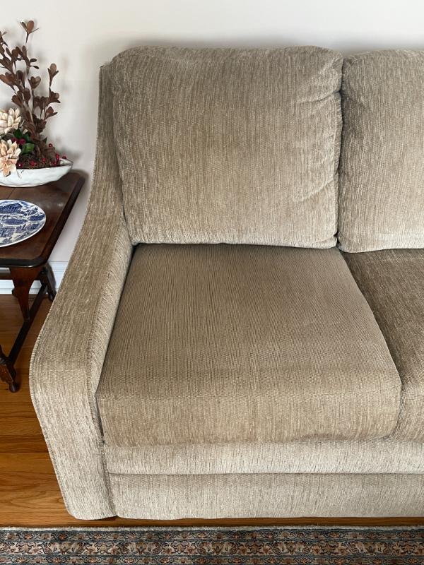 Sale Photo Thumbnail #557