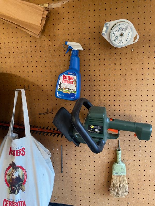 Sale Photo Thumbnail #680