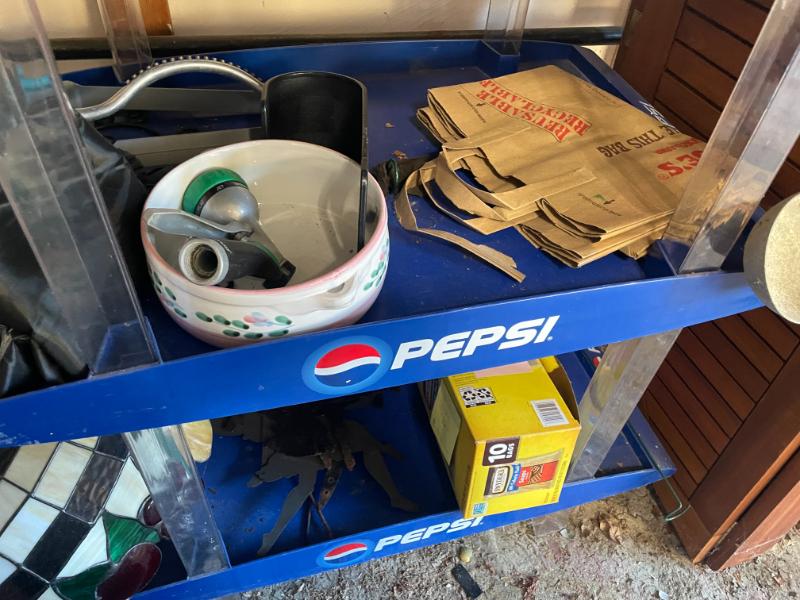 Sale Photo Thumbnail #686