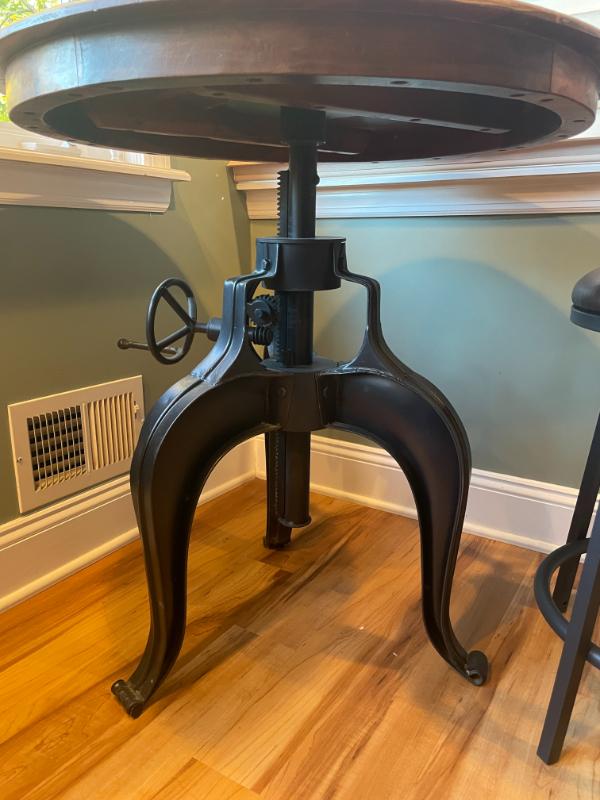 Sale Photo Thumbnail #578