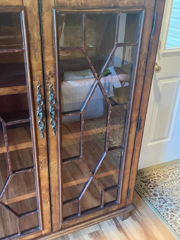 Sale Photo Thumbnail #585